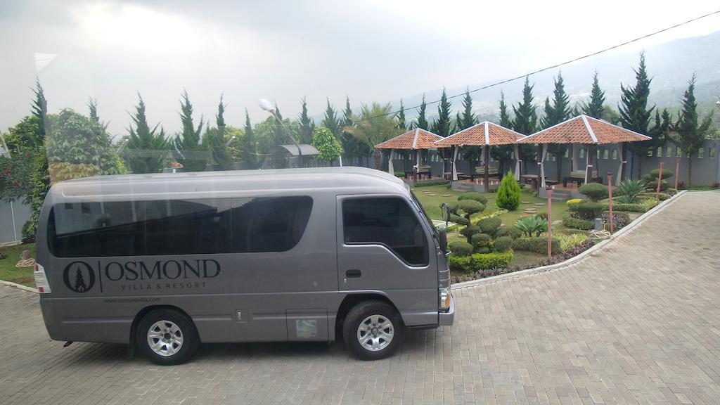 Osmond Villa Resort Lembang Exteriör bild